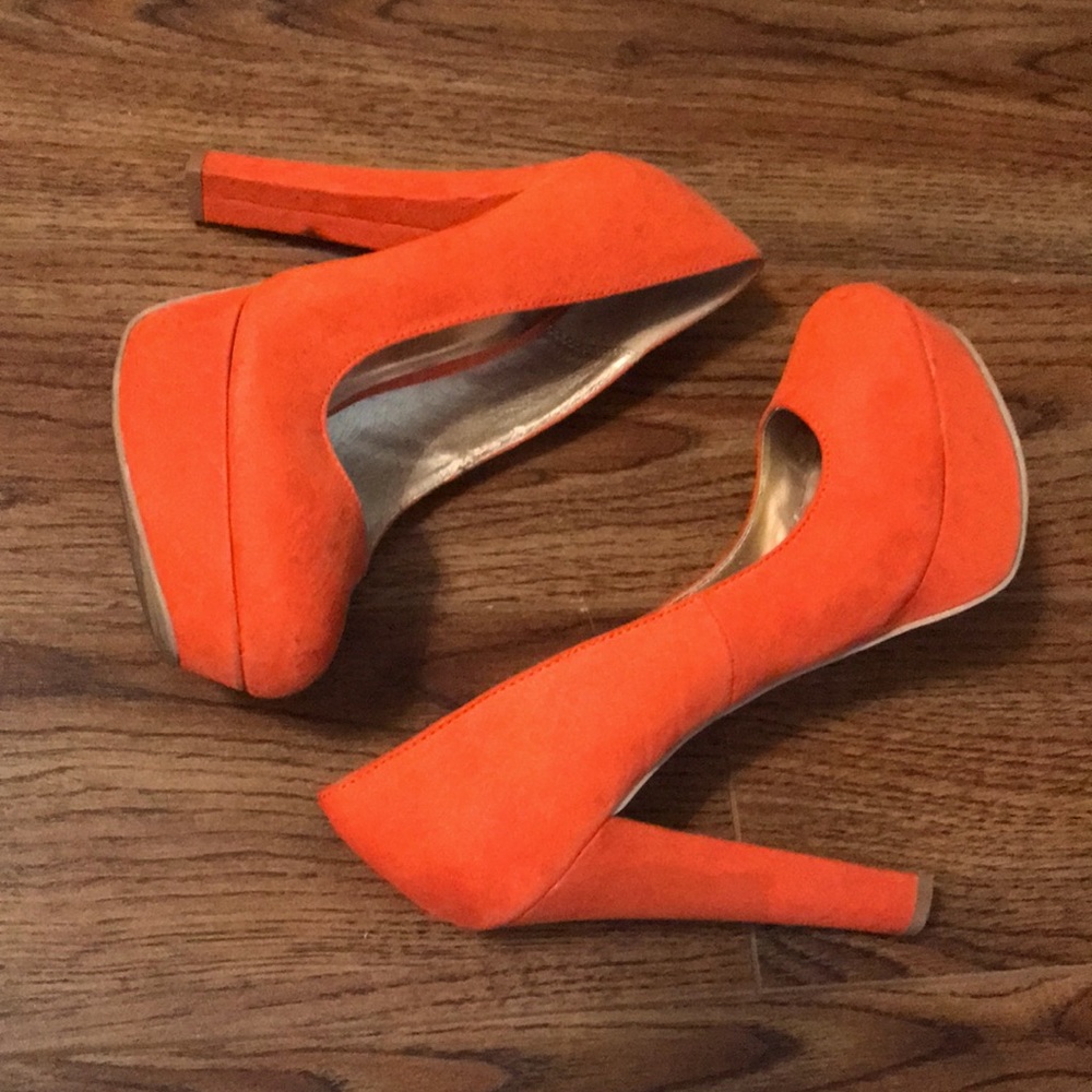 Qupid Orange Platform Round Toe Platform Heels 7.5 - image 2